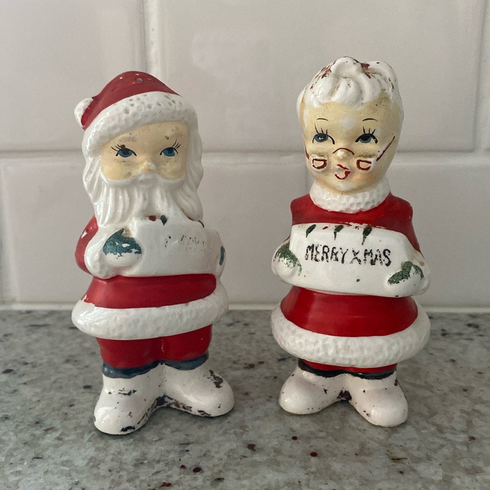 Vintage Santa and Mrs. Claus ceramic salt and pepper shakers